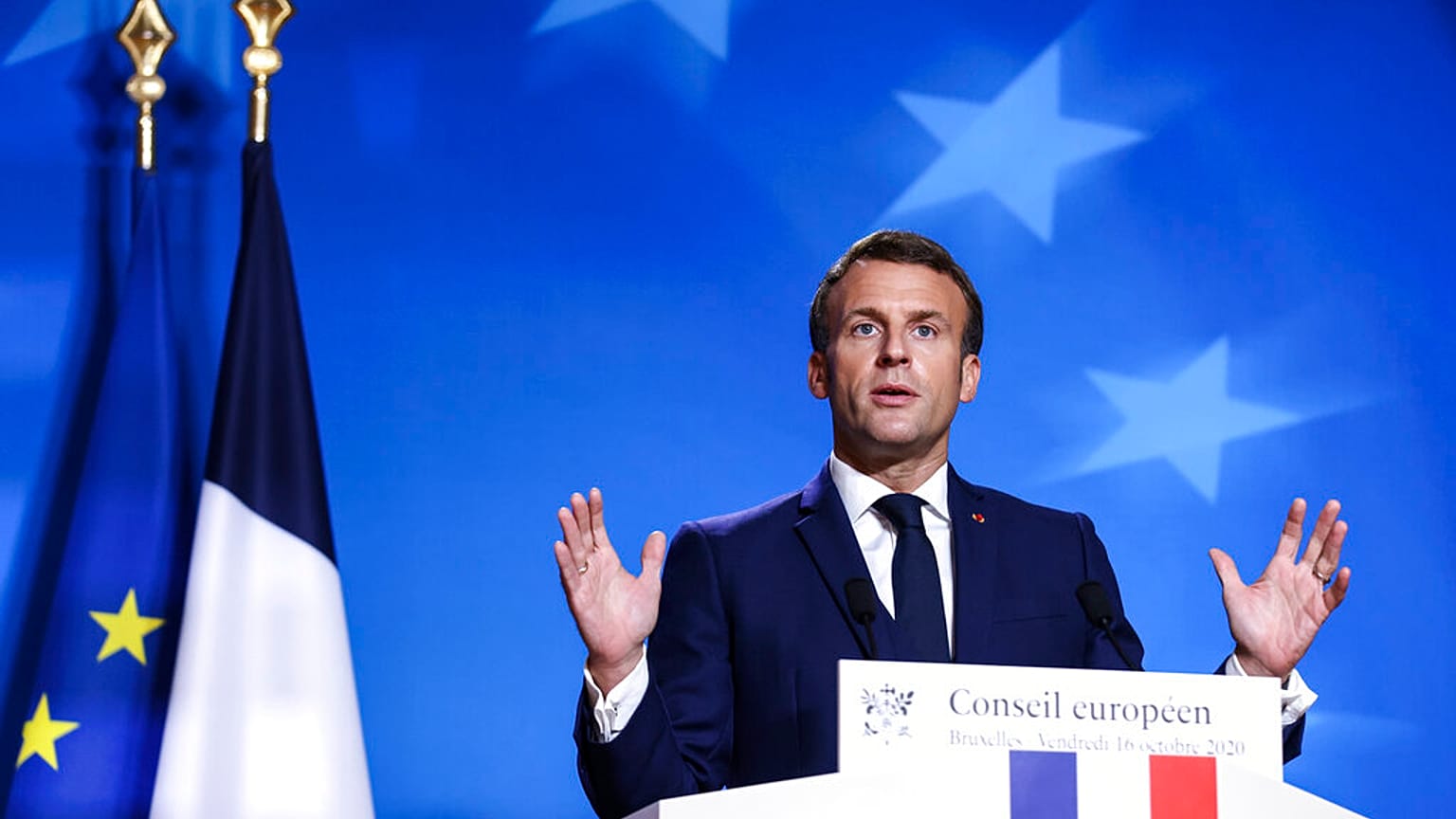 Güvenlik yasa tasarısı nedeniyle Fransa Cumhurbaşkanı Emmanuel Macron tüm ülkede eleştirilerin hedefi oldu.