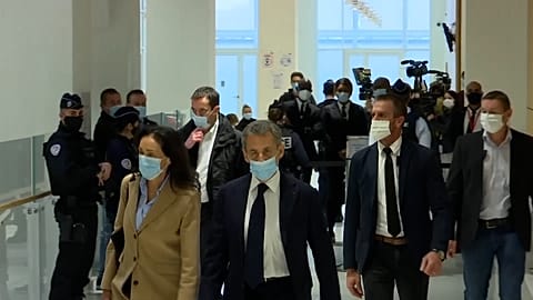 Sarkozy erscheint vor Gericht: "Monsieur Bismuth?"
