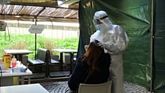 Testes à Covid-19 à venda na farmácia