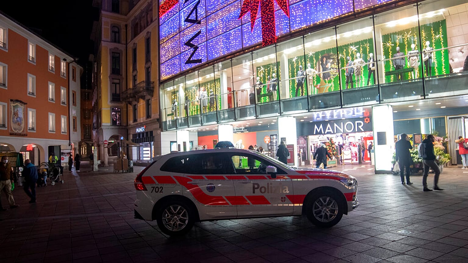 Accoltellamento in un centro commerciale a Lugano: terrorismo 