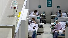 Ρωσία: Σε ράντζα οι ασθενείς με COVID-19