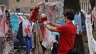 A nőket érő erőszak elleni tiltakozások egyike Budapesten