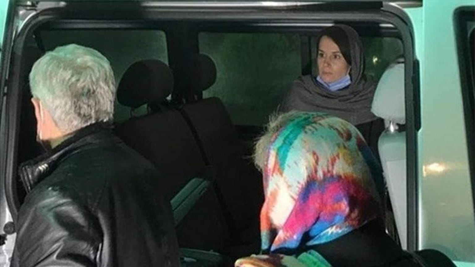کایلی مور-گیلبرت، پژوهشگر بریتانیایی-استرالیایی