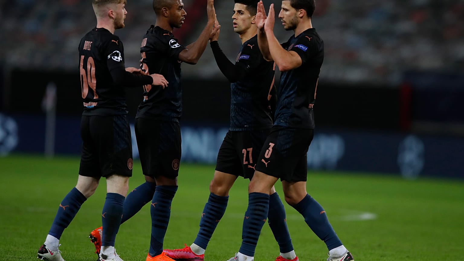 Real Madrid vence em Milão e Porto derrota Marselha 
