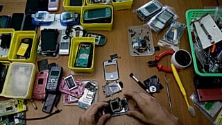 Telefon tamircisi