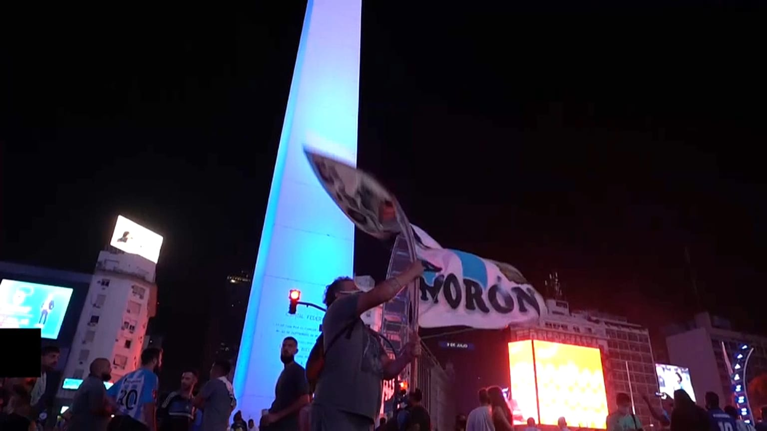 Tributos a Maradona unem Buenos Aires