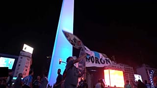 Tributos a Maradona unem Buenos Aires