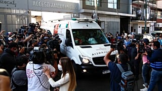 Assistência a Maradona está a ser criticada pelo advogado da estrela argentina