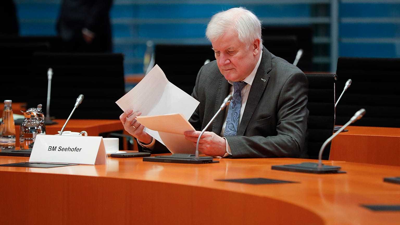 Almanya İçişleri Bakanı Horst Seehofer