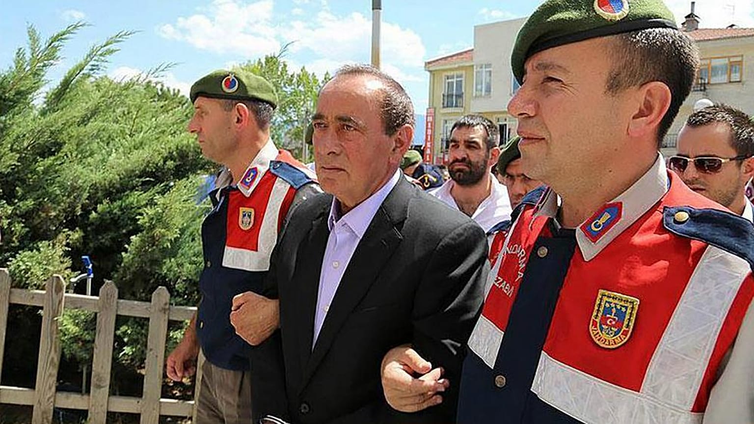 İnfaz yasası ile tahliye edilen Alaattin Çakıcı