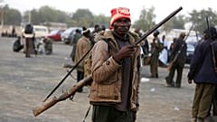 A Boko Haram ellen harcoló nigériai önkéntes 2020 októberében