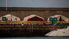 El muelle de Arguineguín al sur de la isla de Gran Canaria
