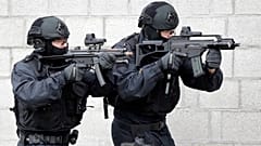Tatbikat yapan Alman polisi (arşiv)