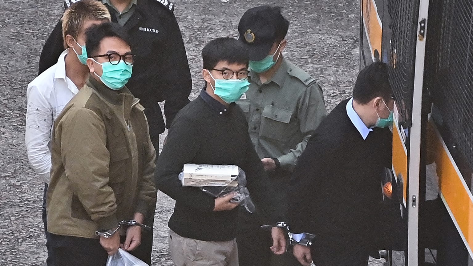 Joshua Wong in der Mitte