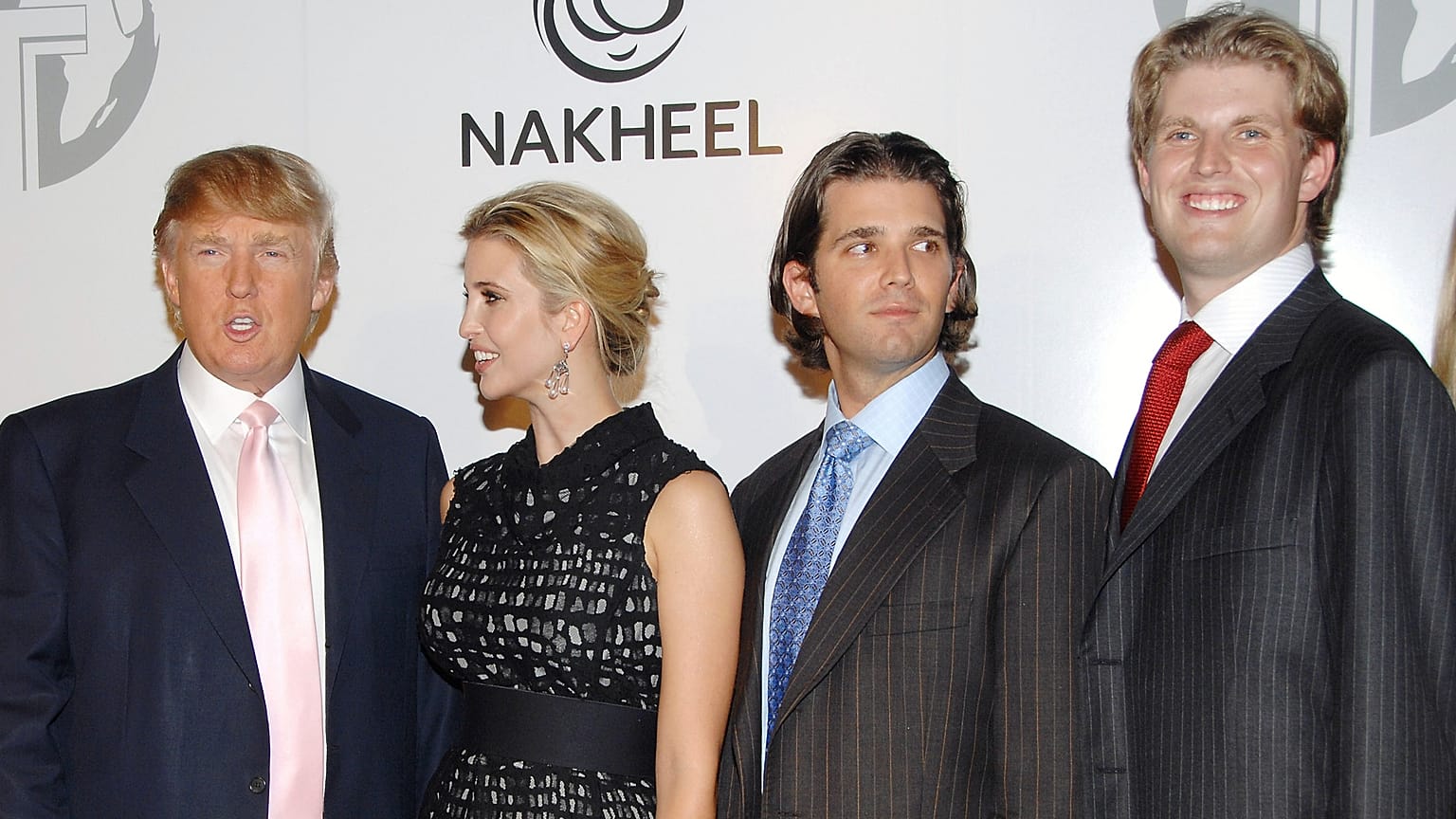 Donald Trump, kızı Ivanka Trump, büyük oğlu Donald Trump Jr ve diğer oğlu Eric Trump (AP) 
