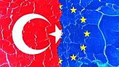 Türkiye ve AB bayrakları
