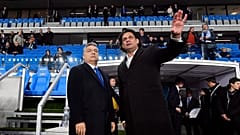 Fidesz MEP Tamas Deutsch (right) with Hungarian prime minister Viktor Orban in 2016.