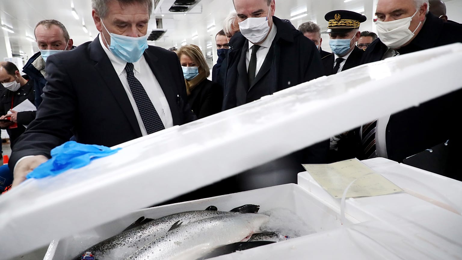 Jean Castex visita pescadores de Boulogne-sur-Mer