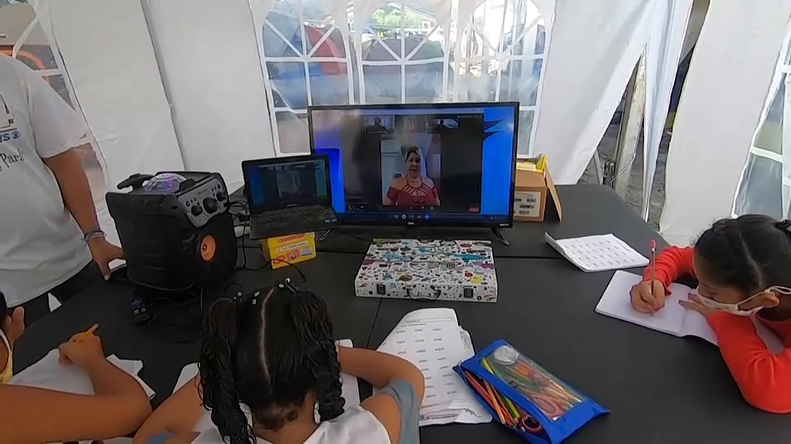 The Sidewalk School, en México