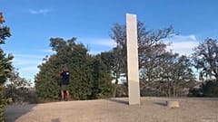 Neue Metall-Säule in Kalifornien aufgetaucht