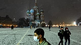 Russia, avanzata Covid