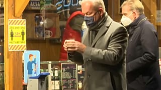 Pas de marchés de Noël en Allemagne, mais le vin chaud tire son épingle du jeu