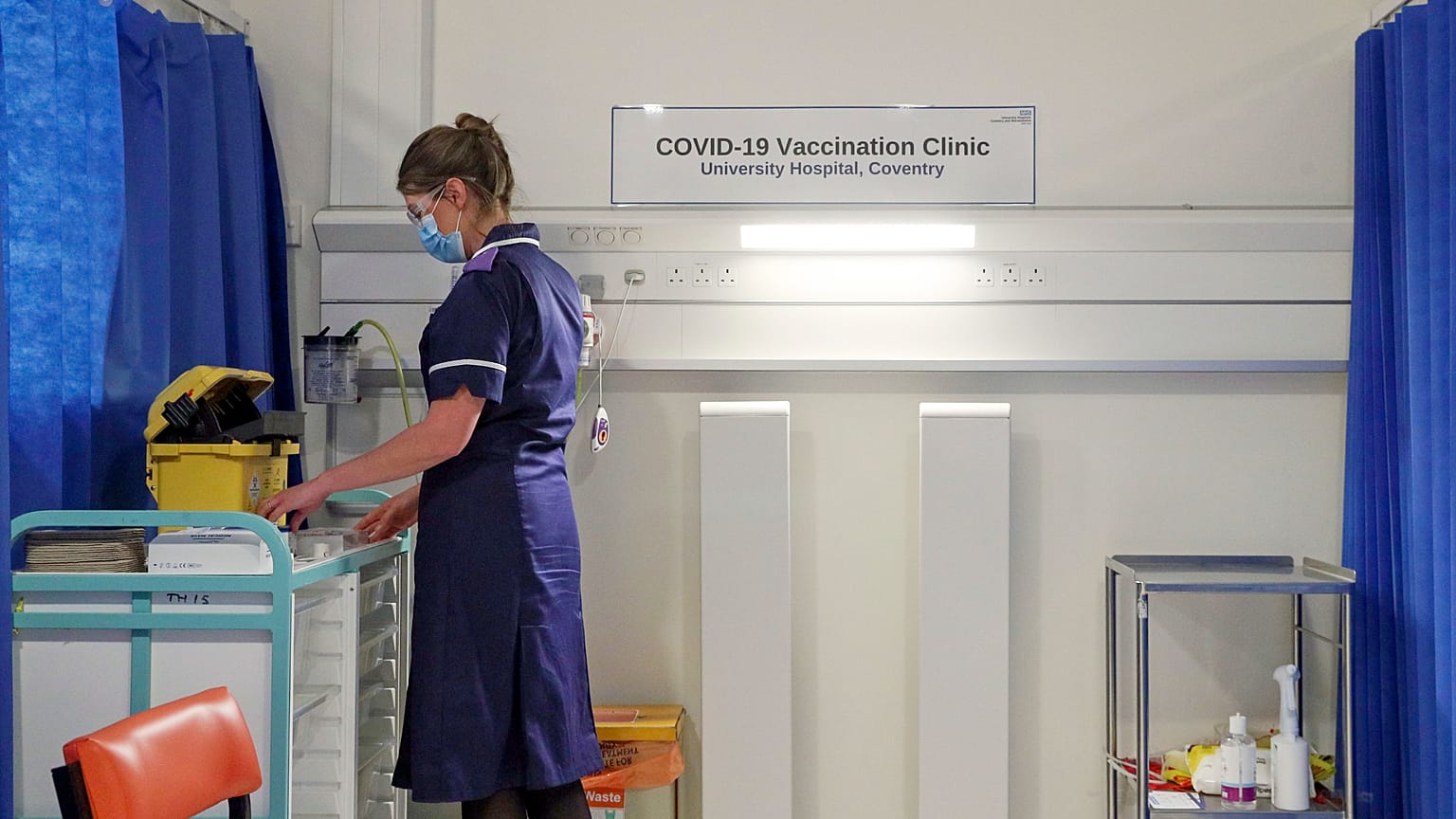 Virus outbreak vaccination