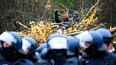 Proteste im Dannenröder Forst in Hessen