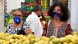 في أحد الأسواق التونسية
