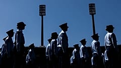 ARCHÍV: A rendőrakadémia végzőseinek avatóünnepsége Sydneyben, 2020. 12. 04.