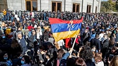 Акция протеста в Ереване против соглашения и прекращении войны в Карабахе 11 ноября 2020