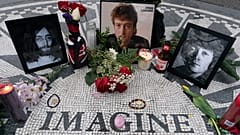 John Lennon homenageado no Central Park de Nova Iorque