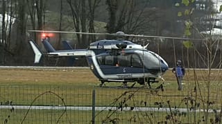 Крушение вертолёта в Савойе: пилот выжил