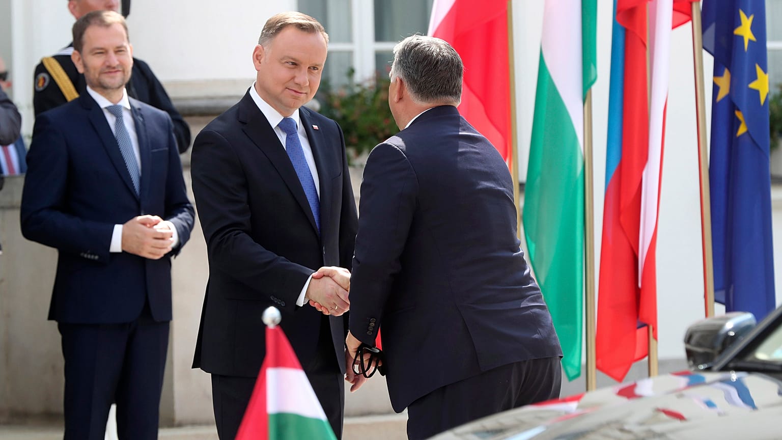Recovery fund: la Germania media, intesa con Polonia e Ungheria