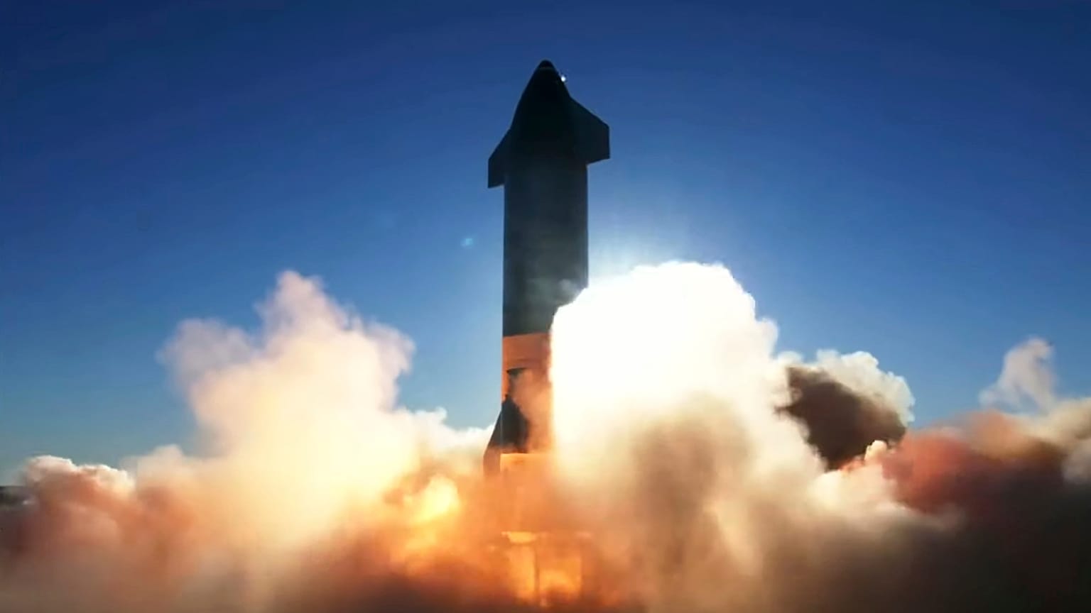SpaceX'ten Mars misyonu için test uçuşu