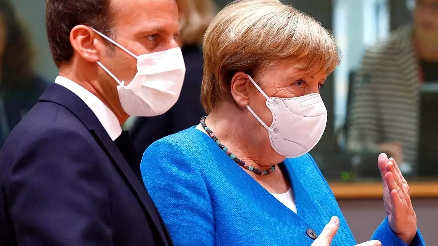 Emmanuel Macron ve Angela Merkel