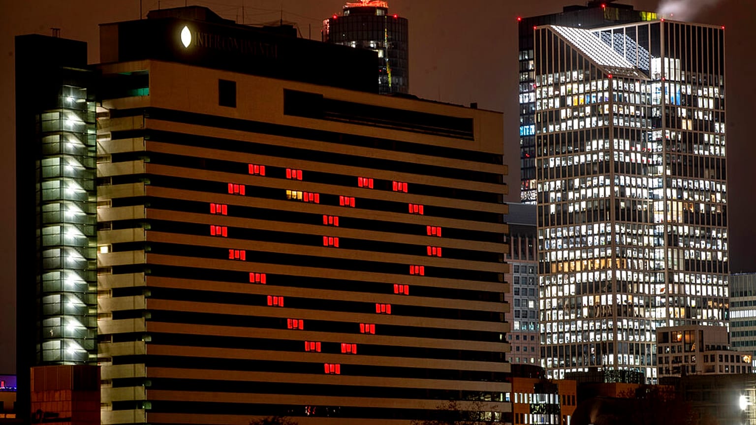 AP Photo/Michael Probst)