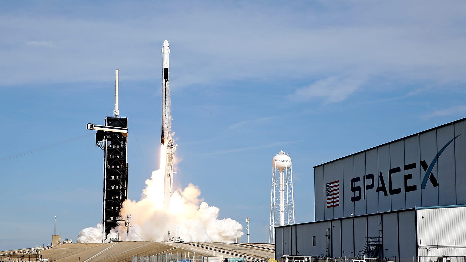 Wenige Tage nach Starship-Explosion: Elon-Musk-Unternehmen SpaceX bringt einen Satelliten ins All