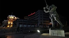 Türkiye'de haftasonu uygulanan Covid-19 kısıtlamaları sona erdi