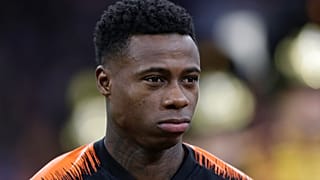 لاعب أياكس كوينسي بروميس