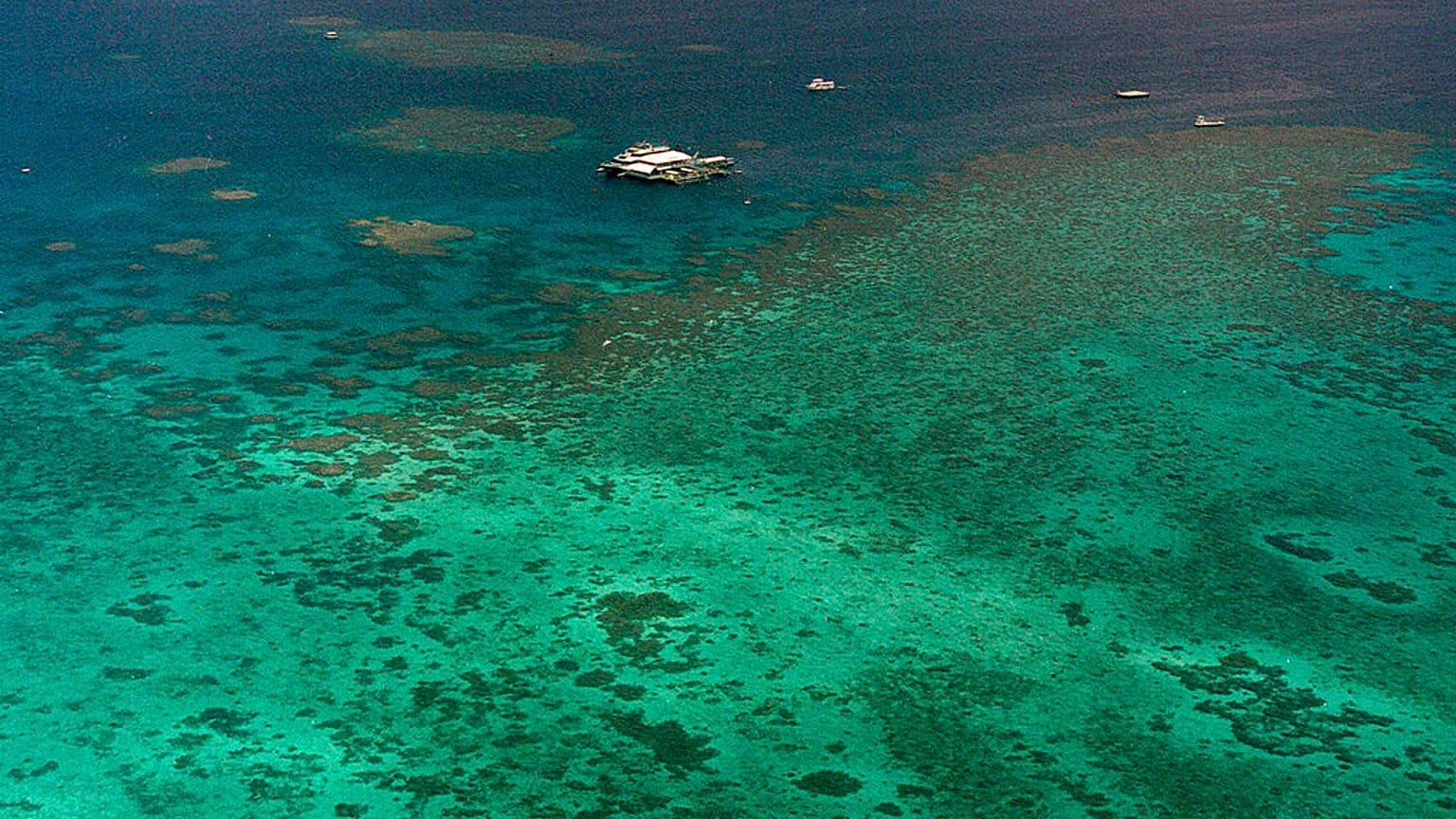 FILE: Sept. 10, 2001 - Agincourt Reef, located about 30 miles off the coast near the northern reaches of the 1,200-mile long Great Barrier Reef