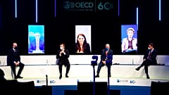 OECD in Paris: Macron fordert erneut Digitalsteuer