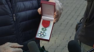 Ιταλοί λόγιοι επιστρέφουν το μετάλλιο της Λεγεώνας της Τιμής