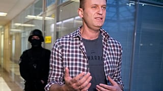Навальный обвиняет ФСБ