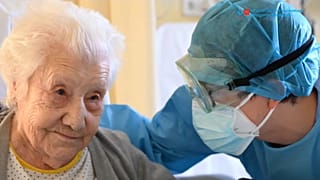 Elena (104)