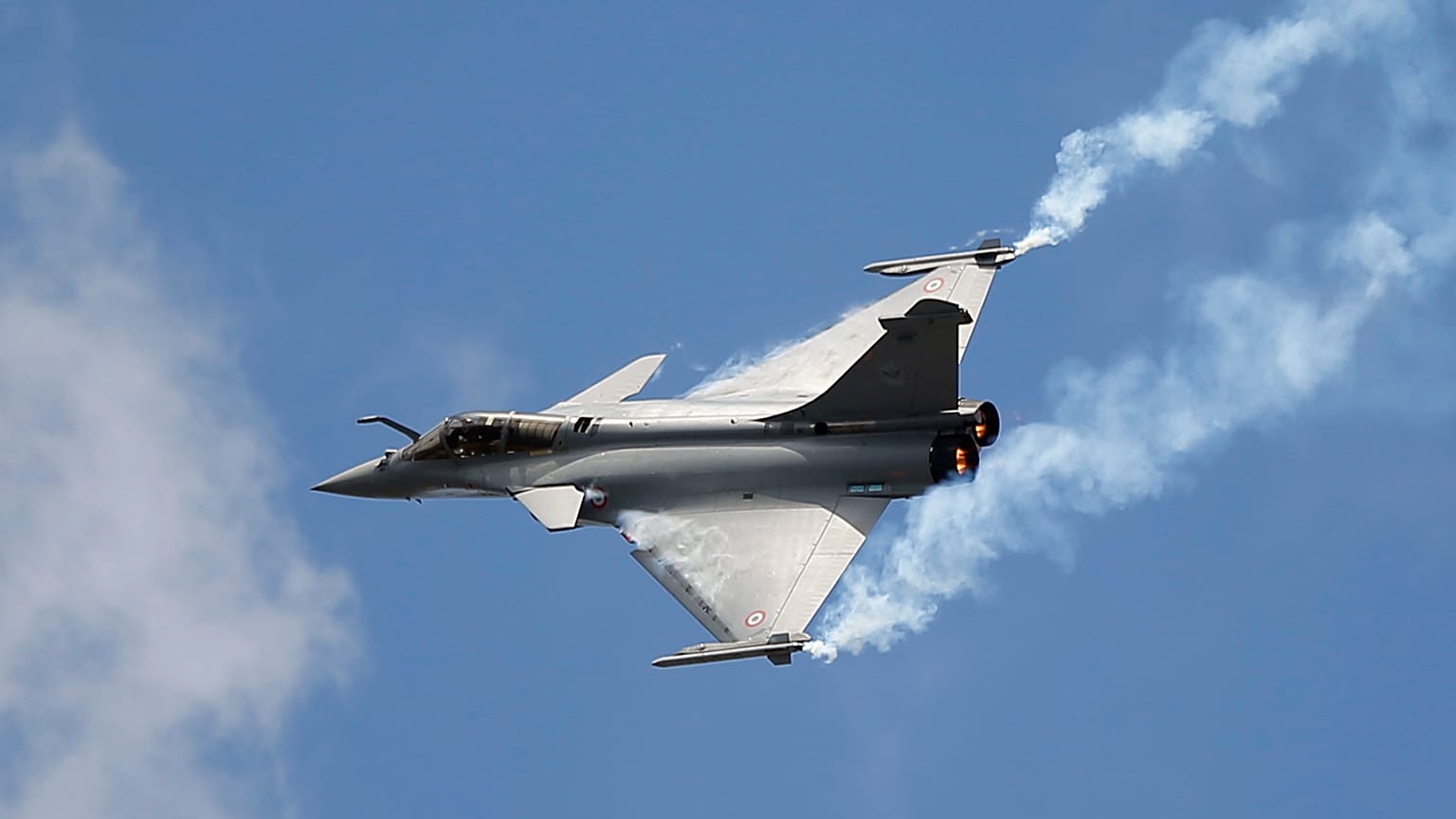 Fransa yapımı Rafale savaş uçağı