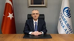 Türkiye Cumhuriyet Merkez Bankası (TCMB) Başkanı Naci Ağbal mevcut görevine 7 Kasım 2020'de başladı.