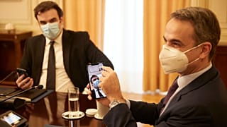 Κυριάκος Μητσοτάκης στην πρώτη βιντεοκλήση με 5G
