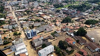 Imagem aérea das inundações no Estado de Santa Catarina