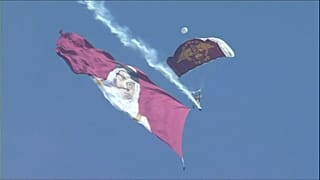 قطر عرض طيران وعسكري